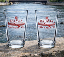 Load image into Gallery viewer, Batavia 16 oz Pint Glass